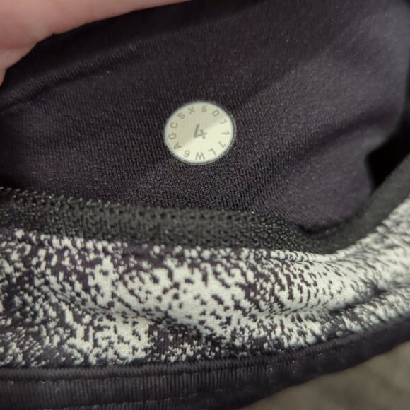 Lululemon Pace Rival Crop (22")Power Luxtreme Hazy Days Black White / Black - Picture 9 of 13